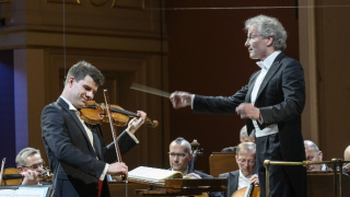 Franz Welser-Möst řídí Českou filharmonii